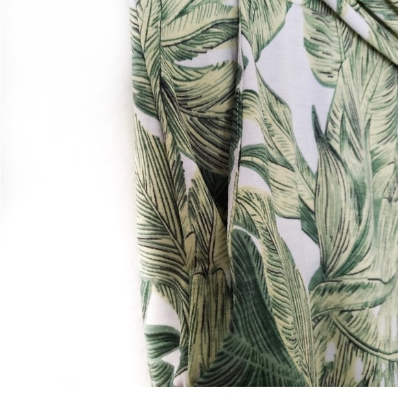 Vin Vin | Palm Leaf Print Tie Waist Wide Leg Resort Pants With Pockets Vacation - Picture 4 of 7